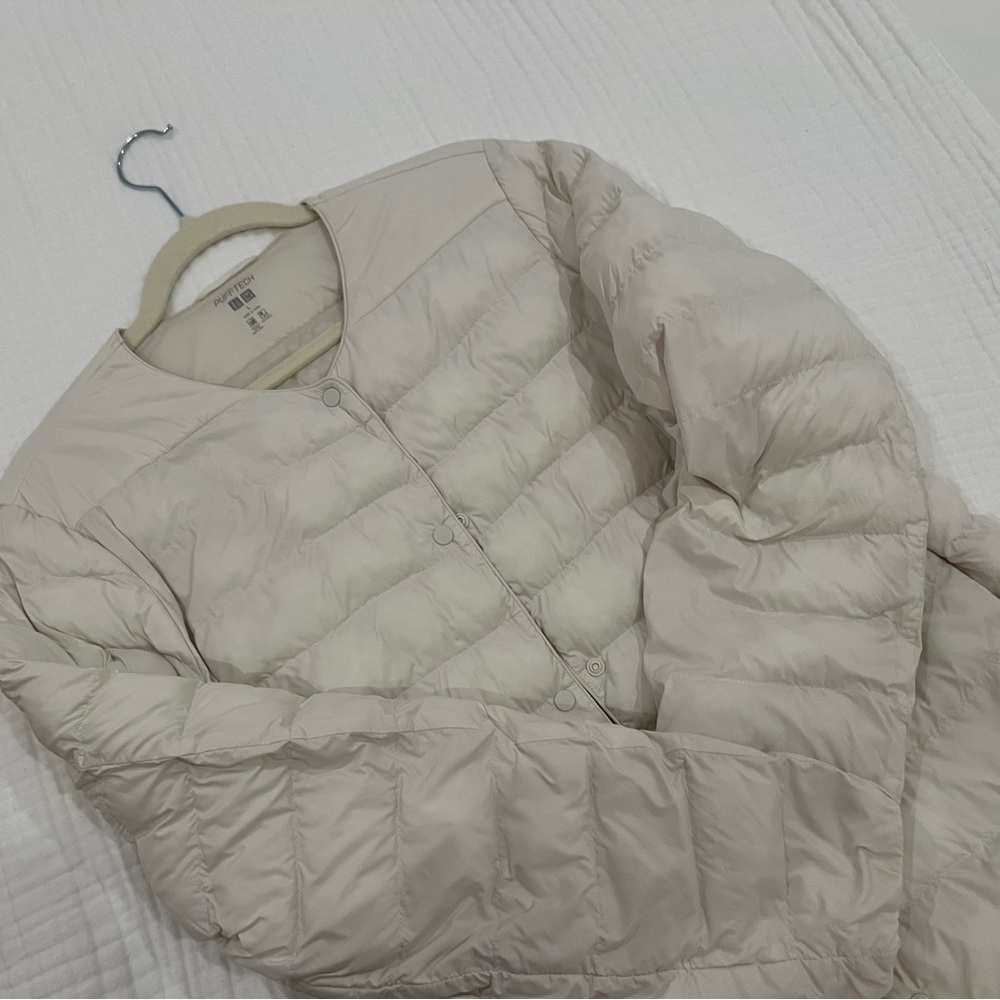 Uniqlo Women's Cream PUFFERTECH Jacket - Picture 2 of 6